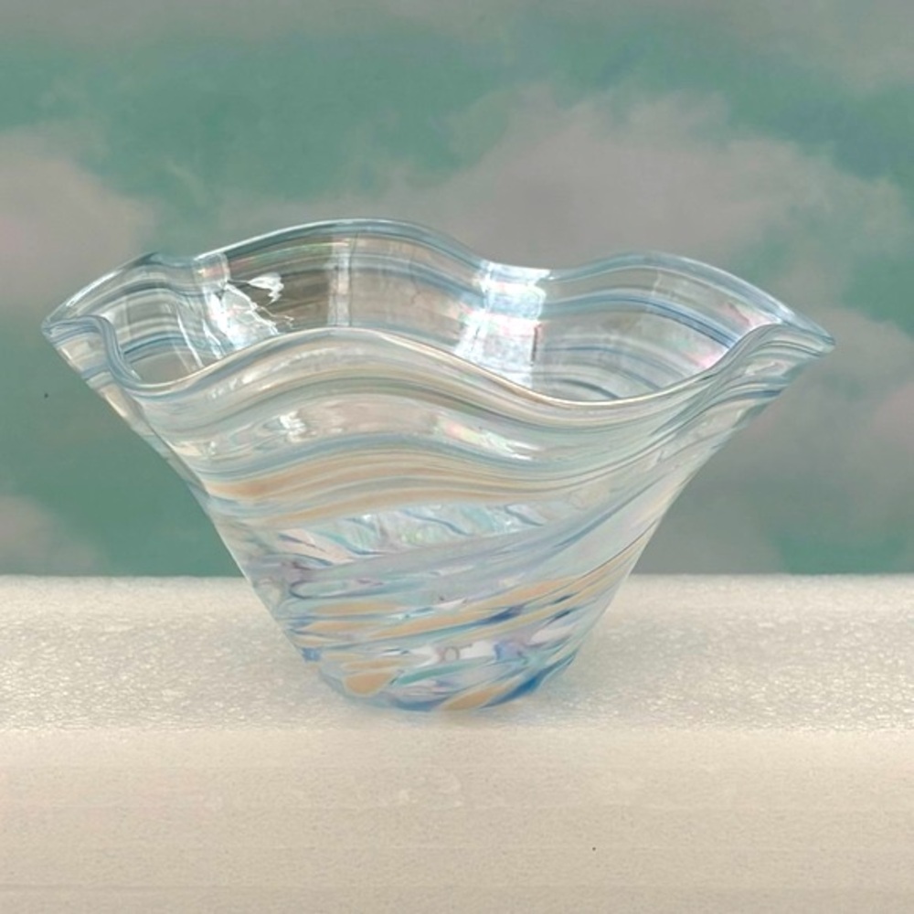 Glass Eye Studio Snowflake Twist Mini Wave Bowl